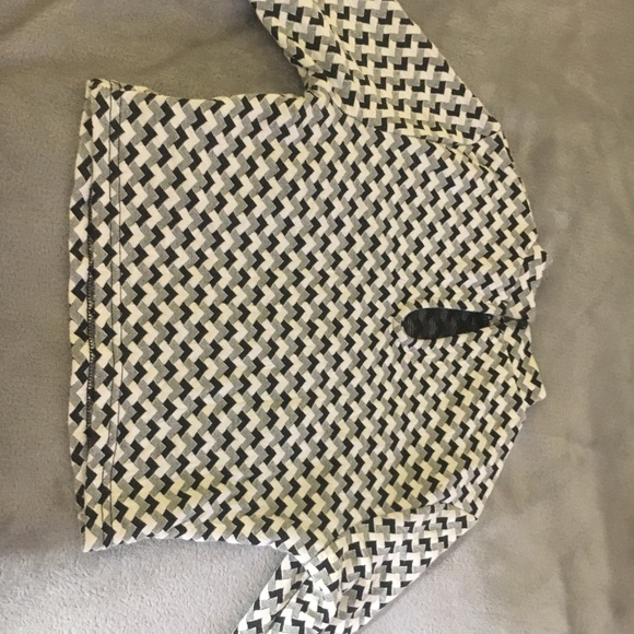 Co-set matching crop top and skirt - Picture 7 of 8